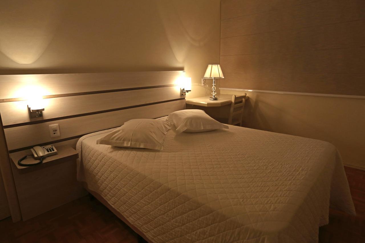 Tri Hotel Xanxerê Buitenkant foto